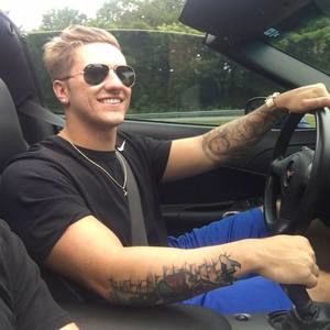 Meet your Posher, Brandon